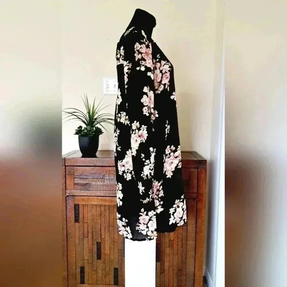 ❤️ Lily Morgan Long Sleeved Floral Dress Size Medium - Picture 2 of 11